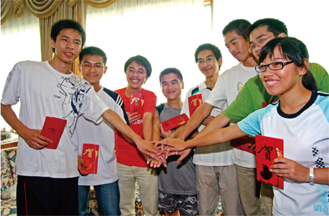 28年，公益慈善尊龙是认真的！